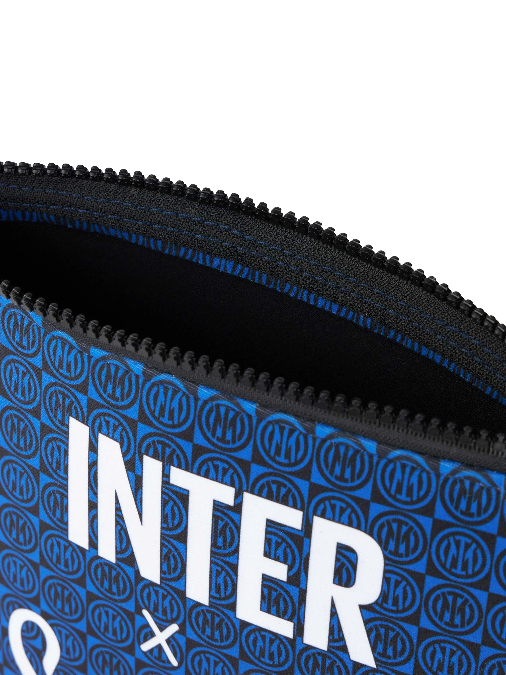 Aline scuba clutch tas met INTER-print | INTER FC SPECIALE EDITIE