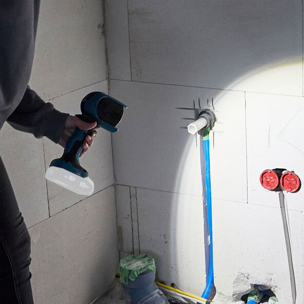 20V battery-powered handheld spotlight (without battery and charger)
