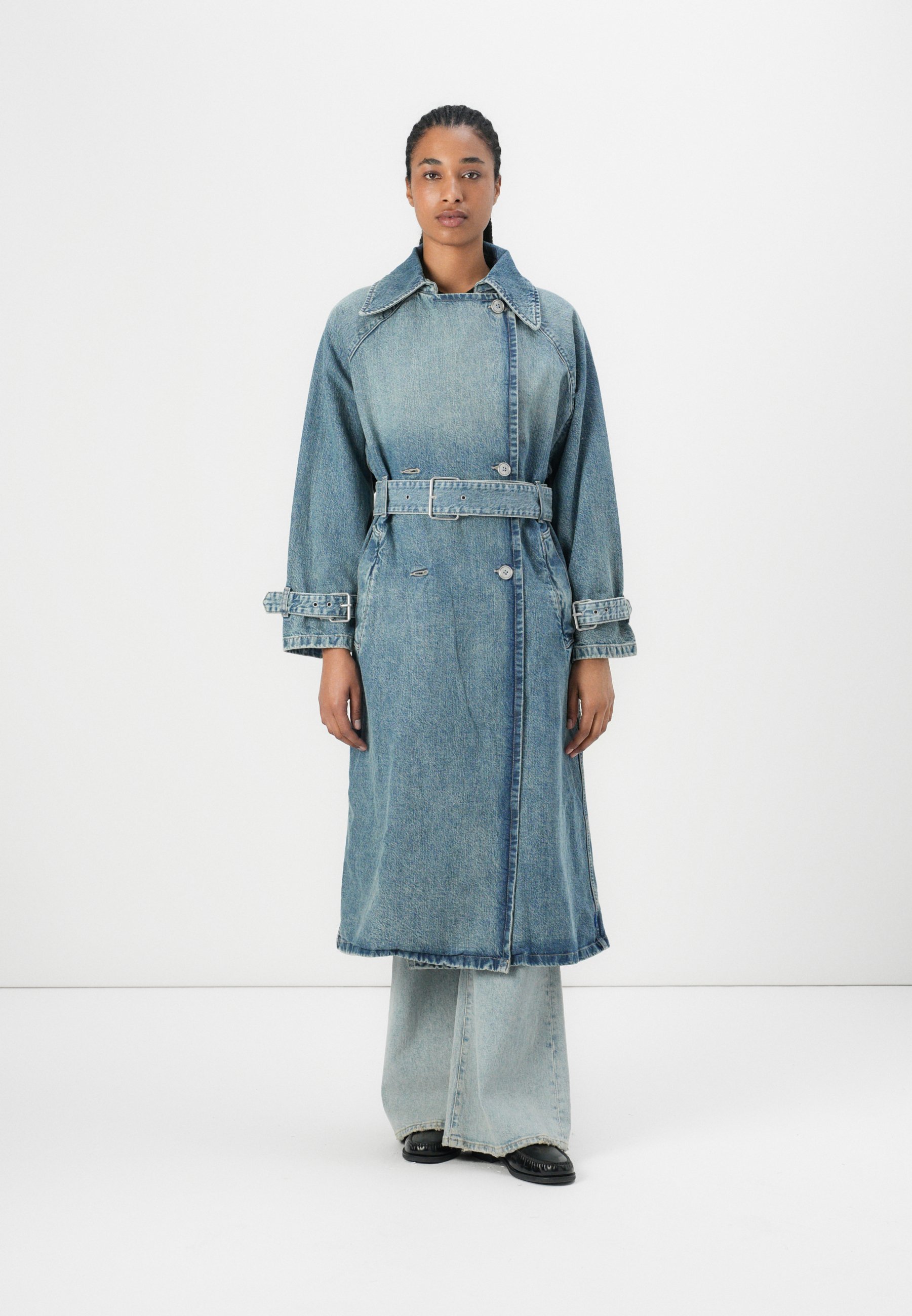 HUGO GARENA - Trenchcoat - felblauw
