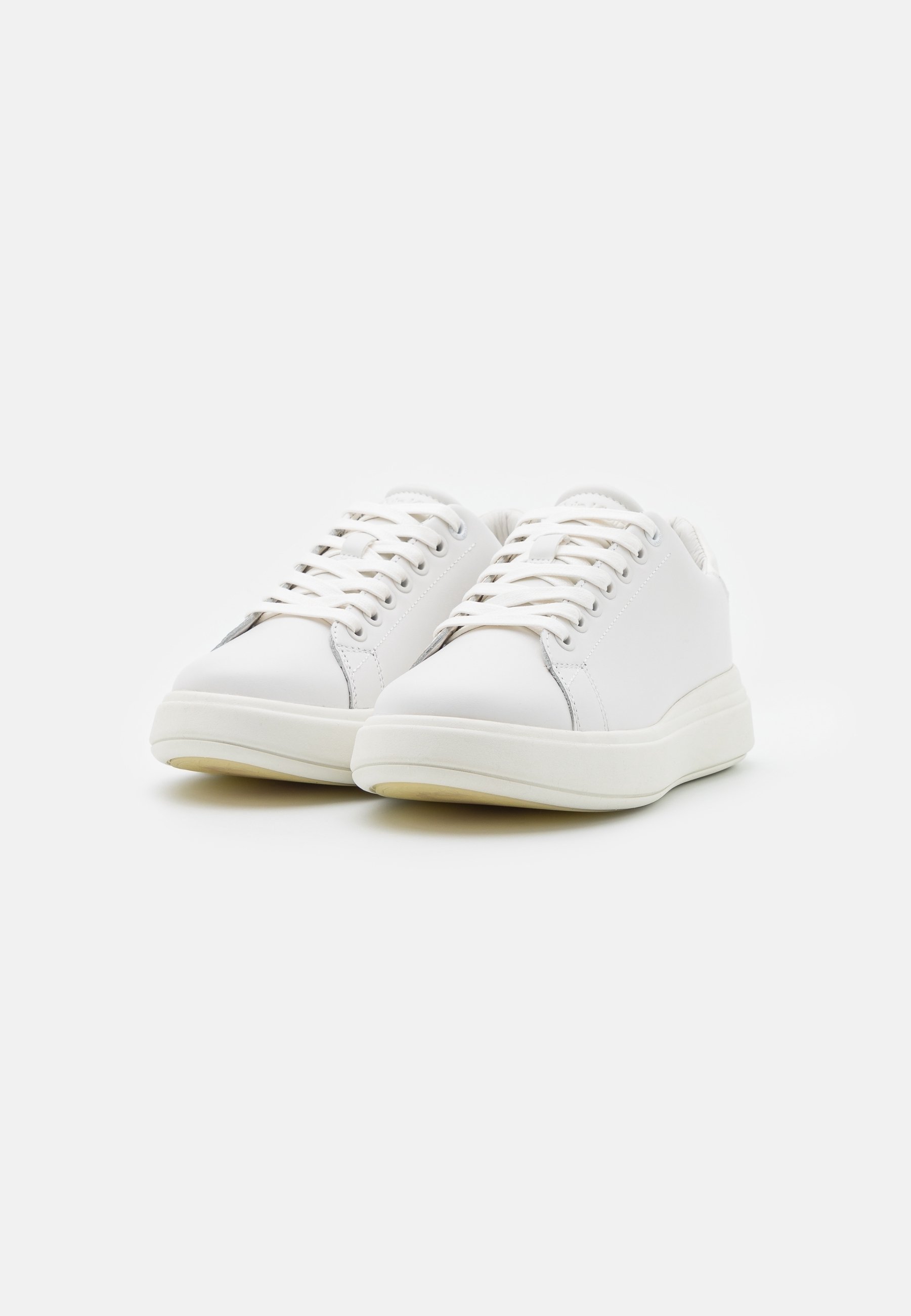 Tênis Calvin Klein - branco