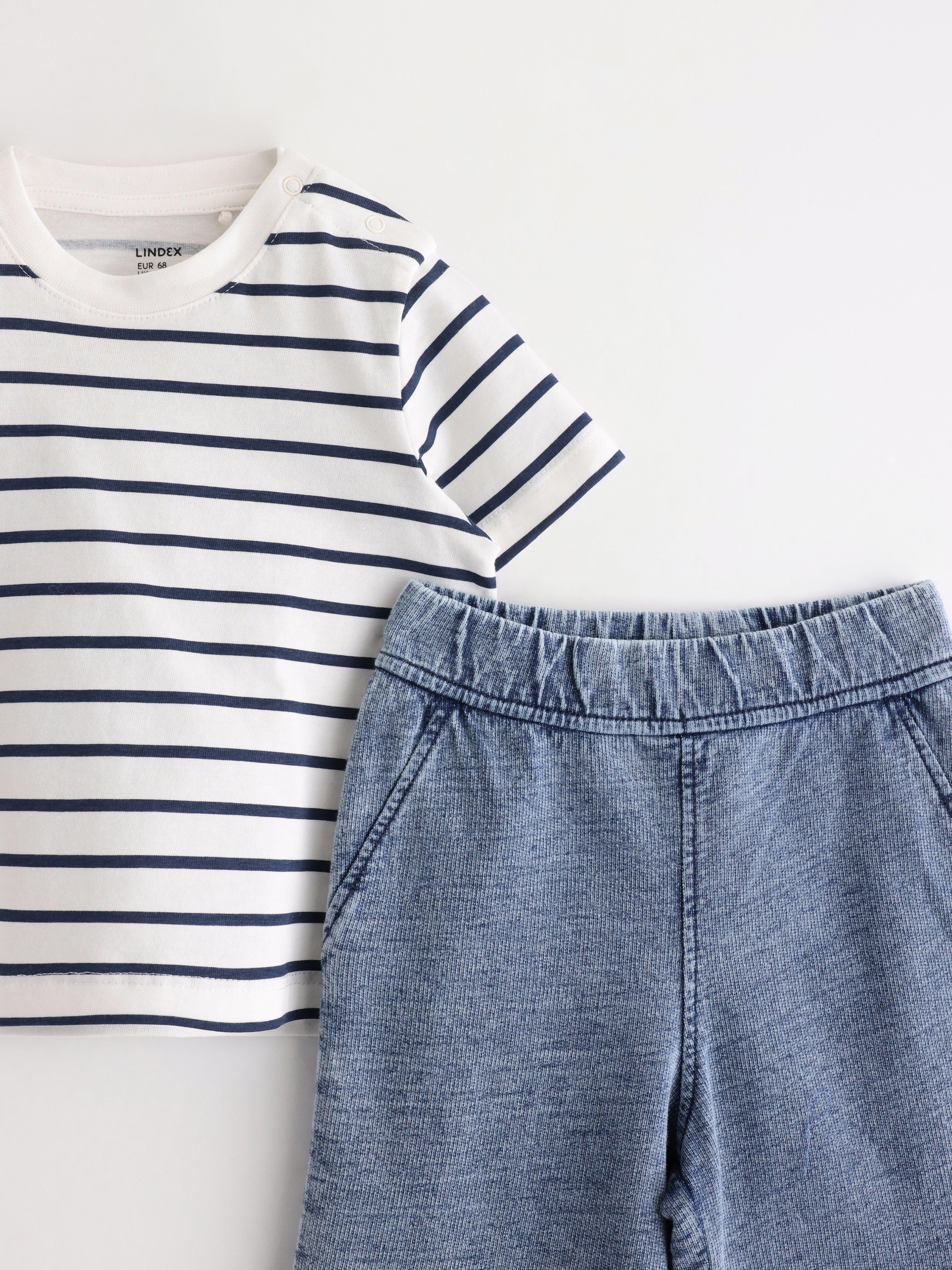Conjunto - camiseta e calça jeans clara