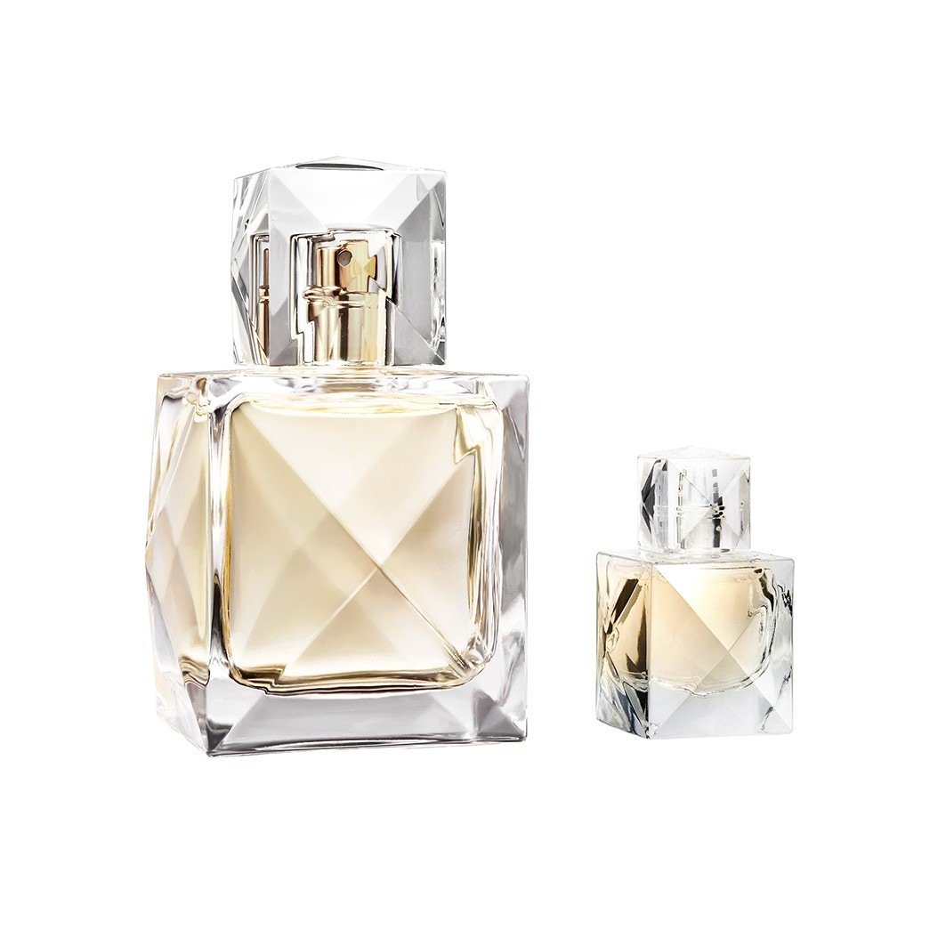 Khloé Kardashian smaržu komplekts XO KHLOÉ parfimērijas ūdens 50 ml komplekts – 1 gab.