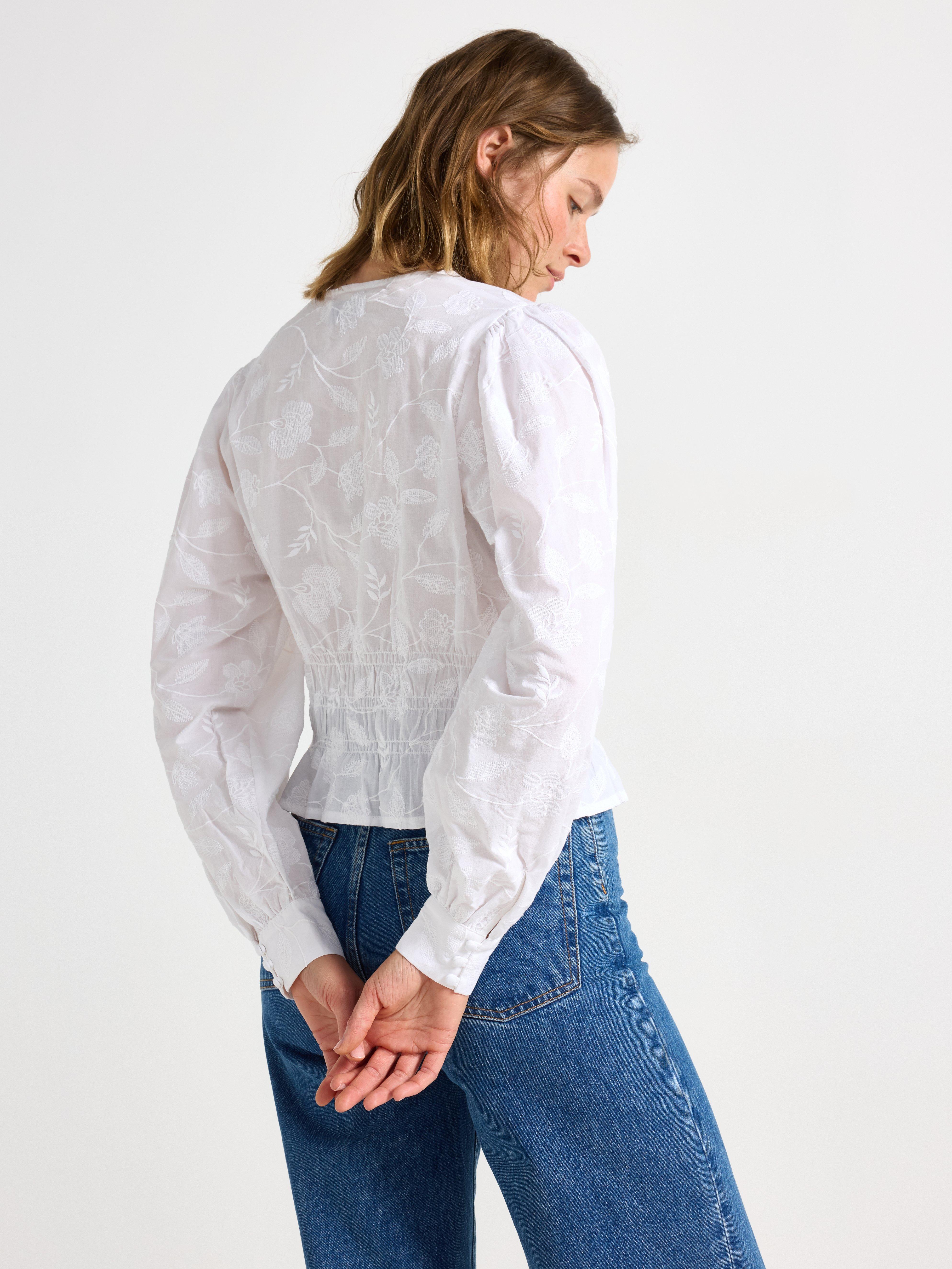 Brodert bluse hvit