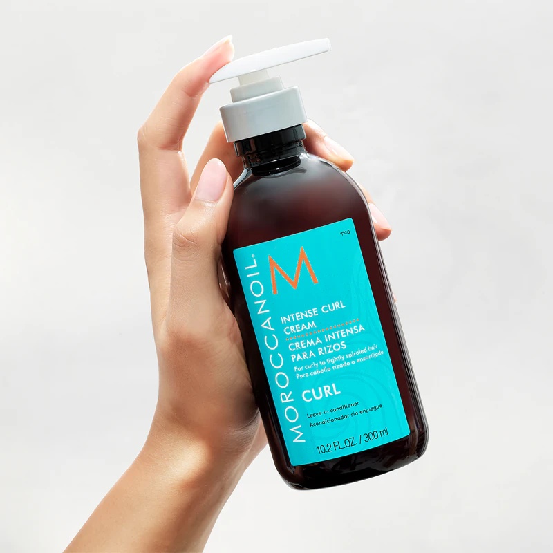 „Moroccanoil Curl“ drėkinamasis kremas garbanotiems ir banguotiems plaukams