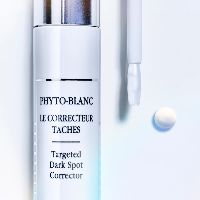 Sisley Intensive Dark Spot Corrector līdzeklis pret ādas krāsas maiņu