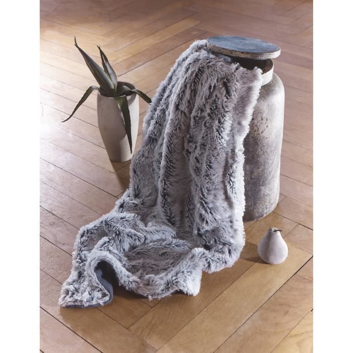 Plaid en fausse fourrure réversible Loup de Sibérie - 130x150cm - OURSON