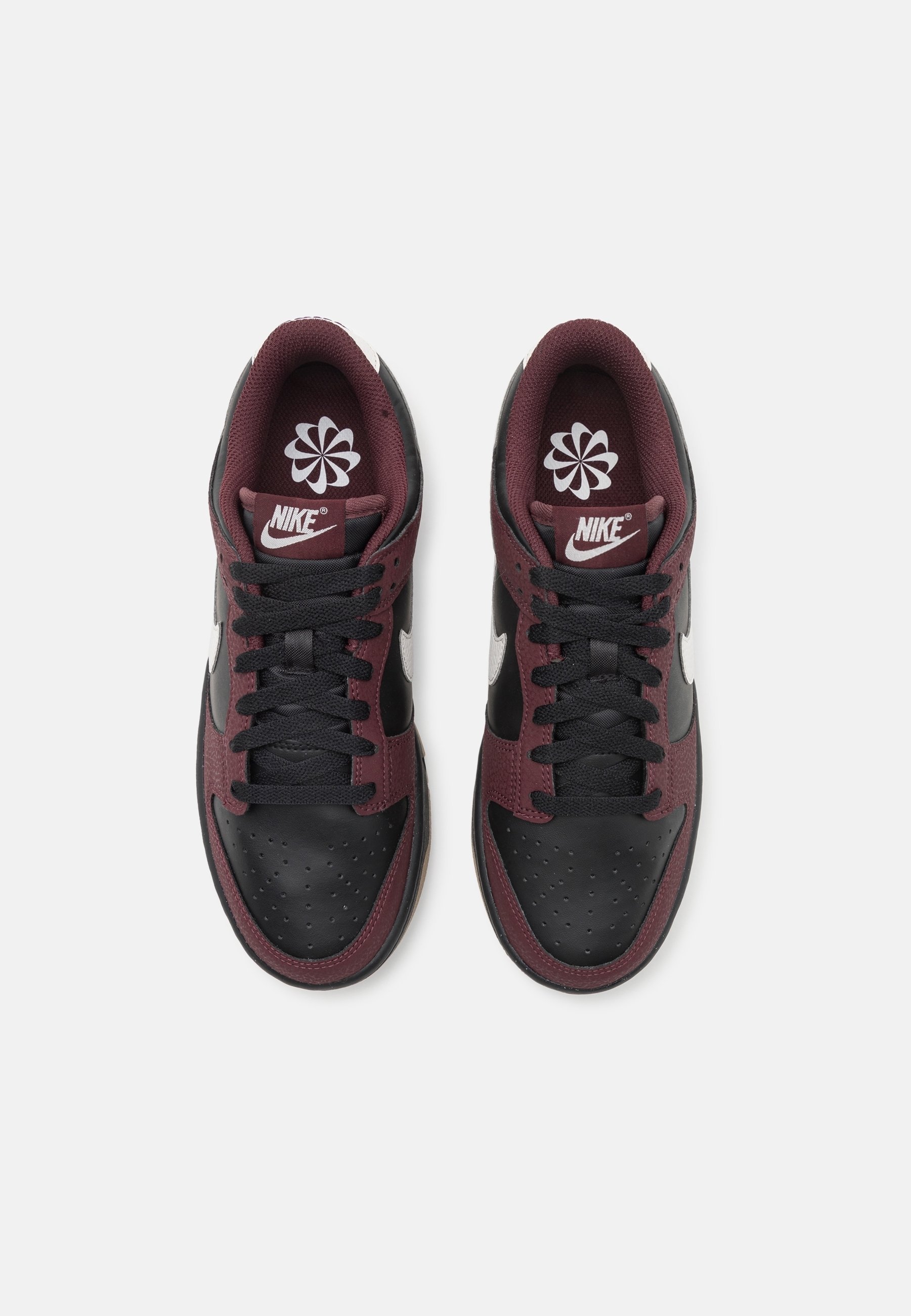 Baskets Nike Sportswear - rouges