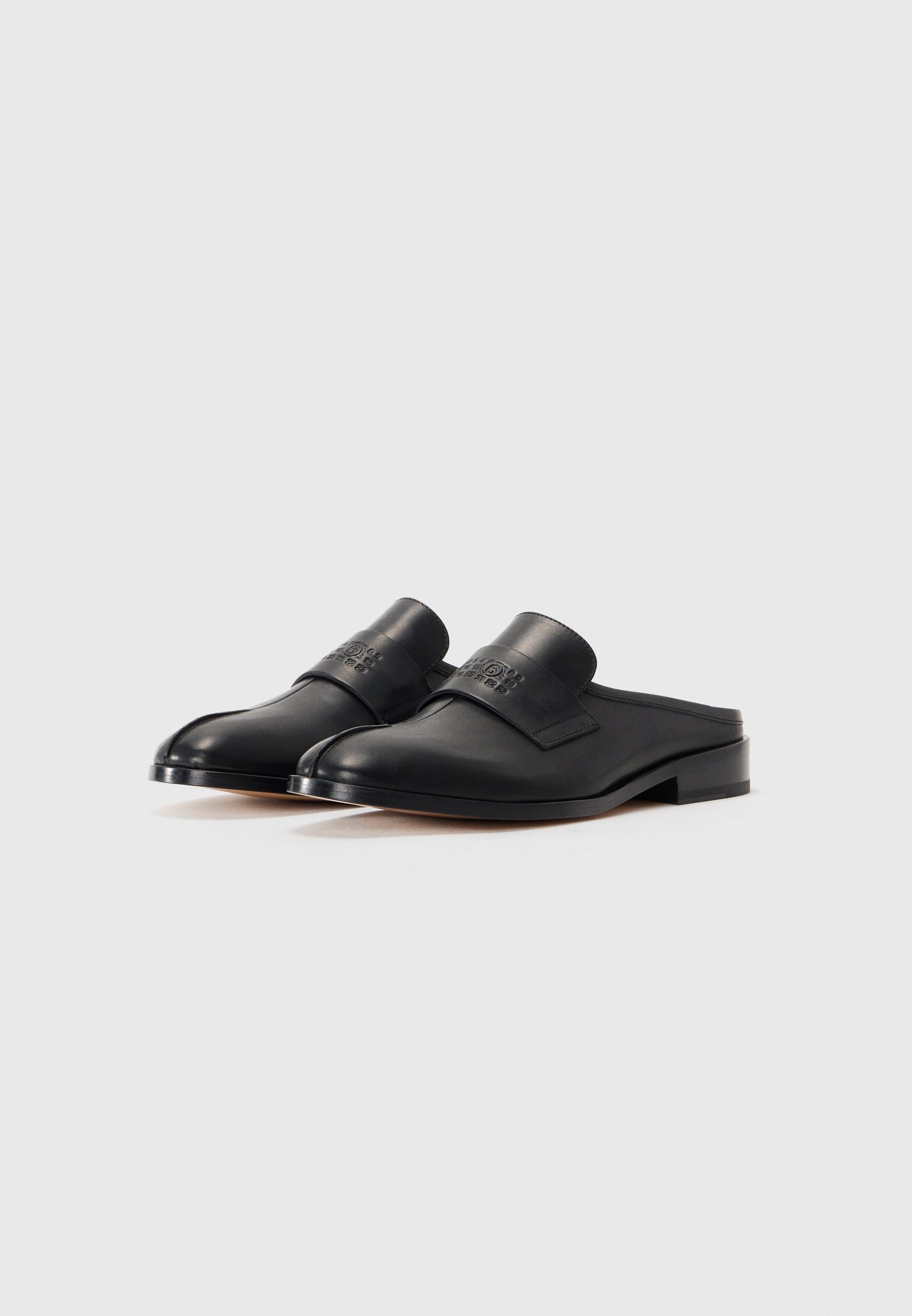 MM6 Maison Margiela instappers - zwart
