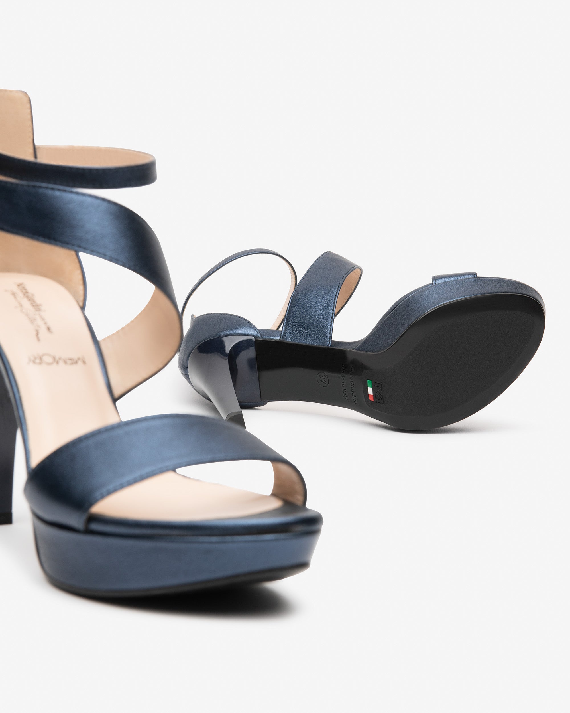  Damen-Ledersandalen