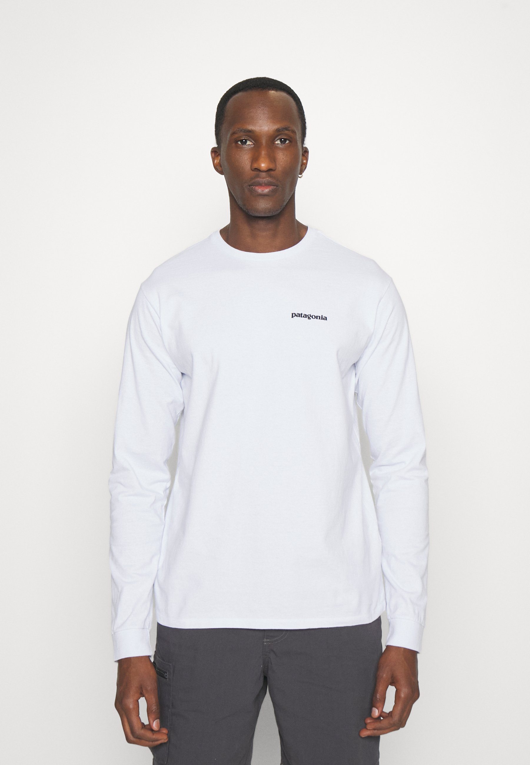 T-shirt Patagonia LOGO - Haut à manches longues - blanc