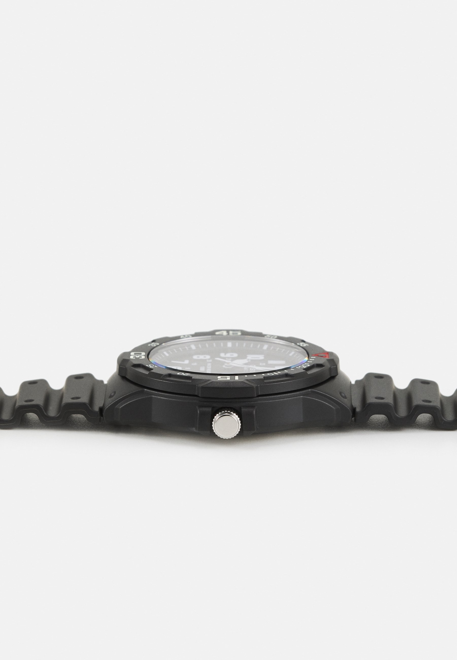 Montre Casio unisexe noire