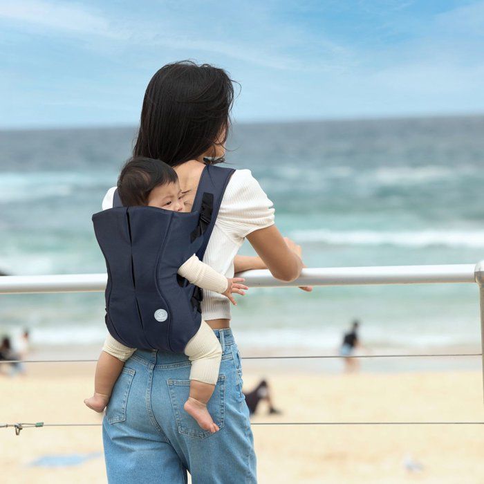 DREAMBABY 3-in-1 On-The-Move Baby Carrier - Lightweight, Breathable - Inward/Outward Facing and Back Carry - Navy Blue - 3.5-12kg