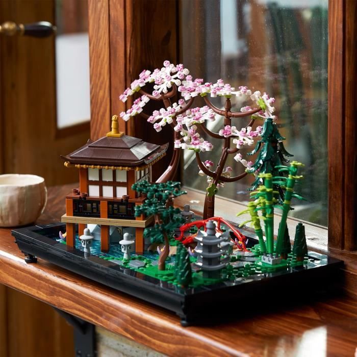 LEGO® Icons 10315 Il Giardino della Pace, Kit di giardinaggio botanico zen per adulti, Regalo per donne e uomini
