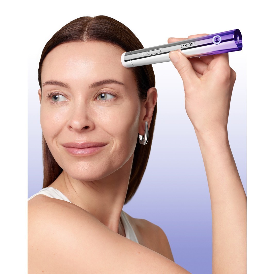 Lancôme Rénergie Nano-Resurfacer električni masažer za lice – 400 Booster punjenje pakovanje – 1 komad
