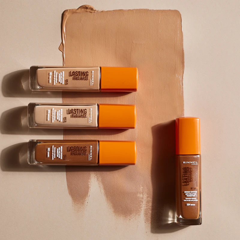 Rozjasňujúci make-up Rimmel Lasting Radiance SPF 25