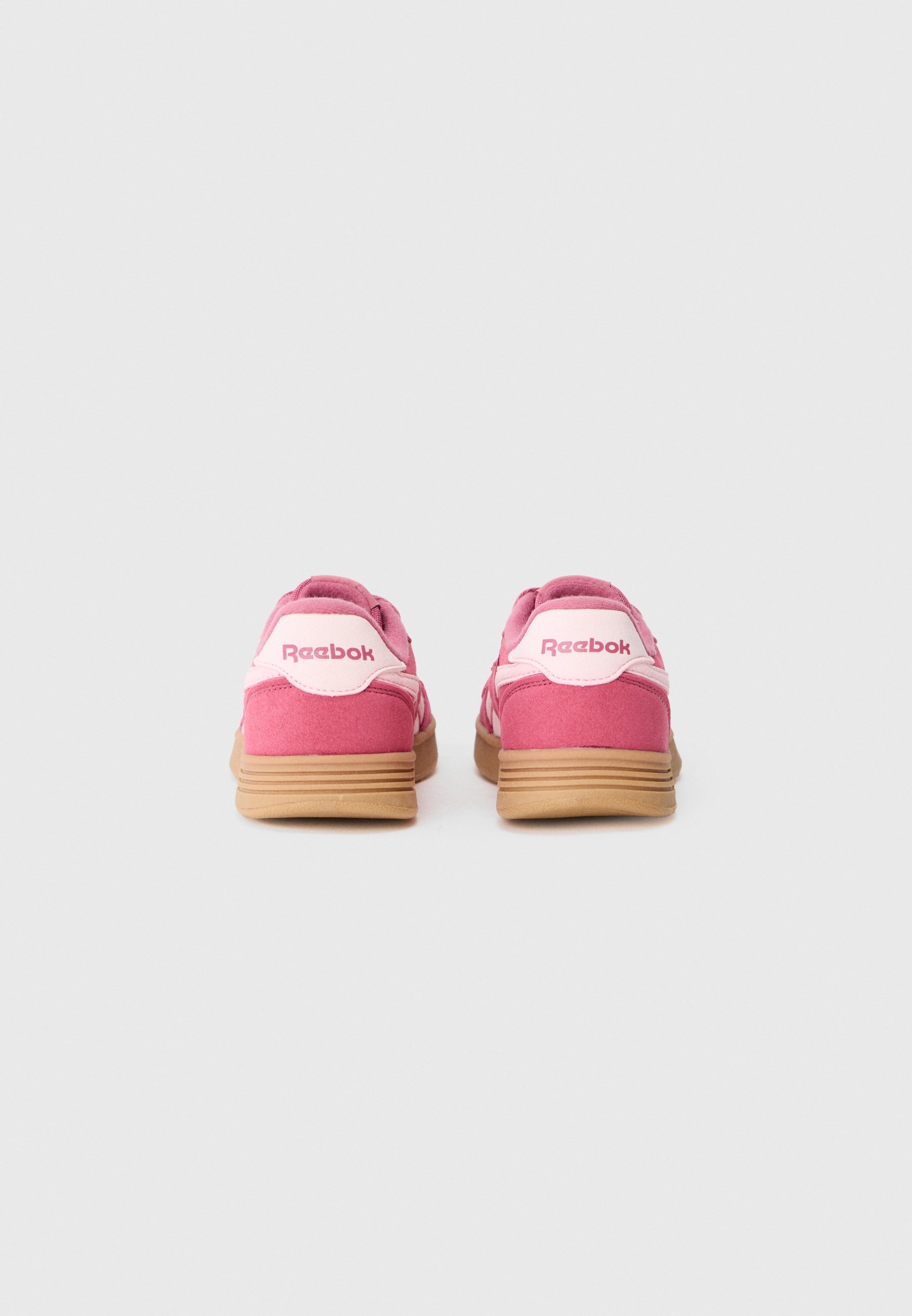 Reebok Classic COURT ADVANCE UNISEX - Sneaker - Studio Pink/Frosted Berry/Gum