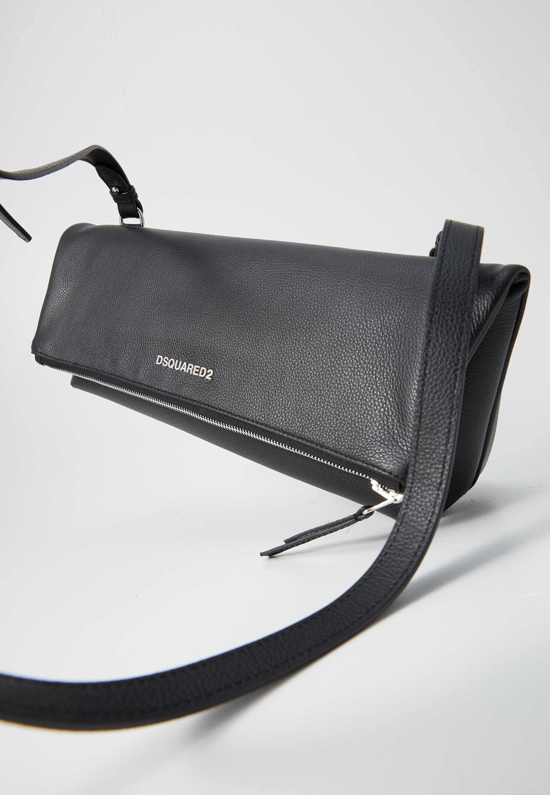 Dsquared2 Crossbodytas - zwart