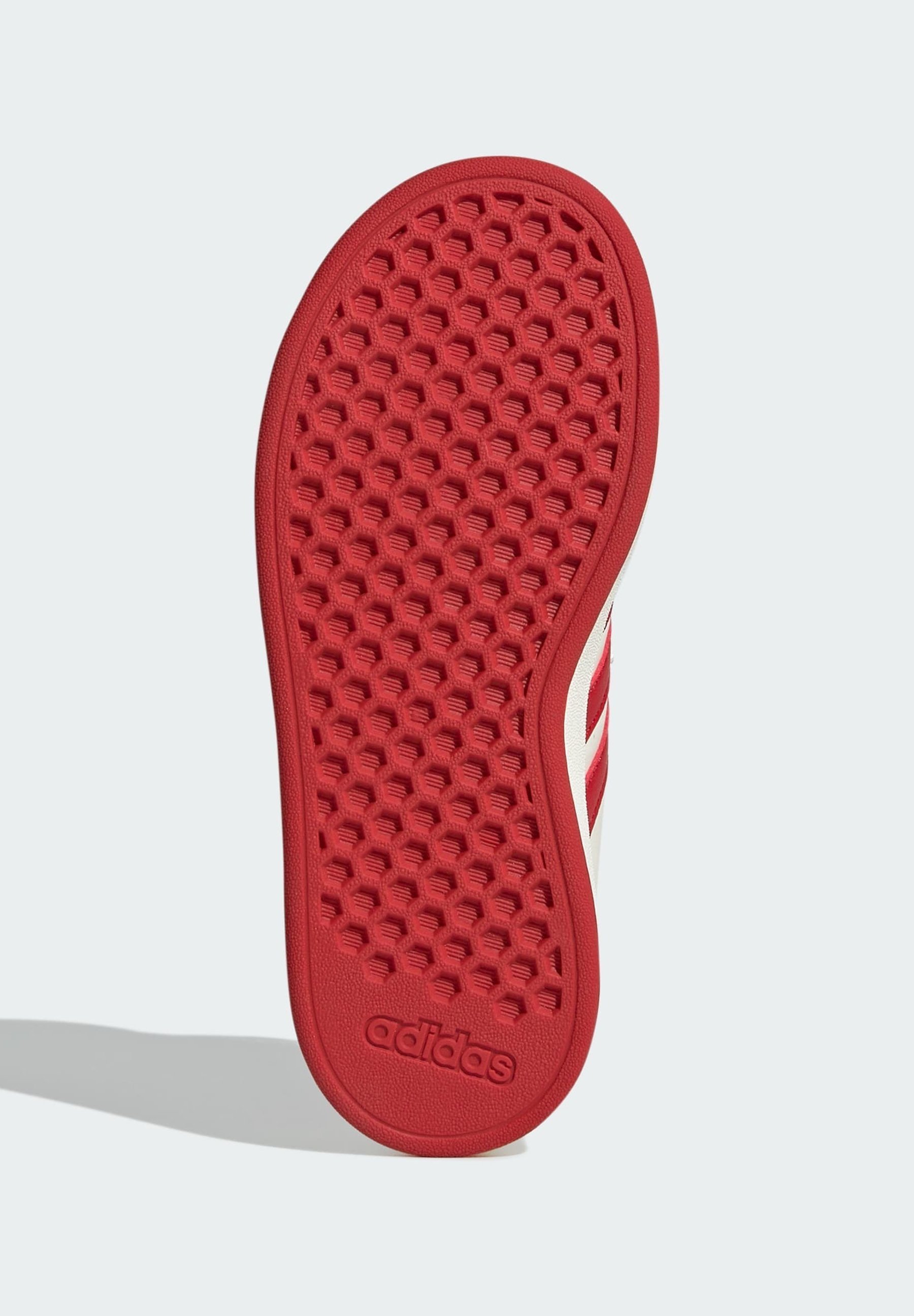 adidas Sportswear DE DEPORTE GRAND 2.0 - Chaussures de tennis pour court en terre battue - blanc cassé, rouge universitaire et noir