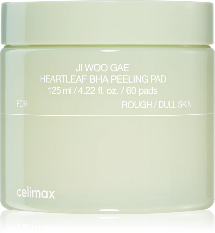 Discos esfoliantes Celimax Ji Woo Gae Heartleaf BHA Peeling Pad com efeito calmante.