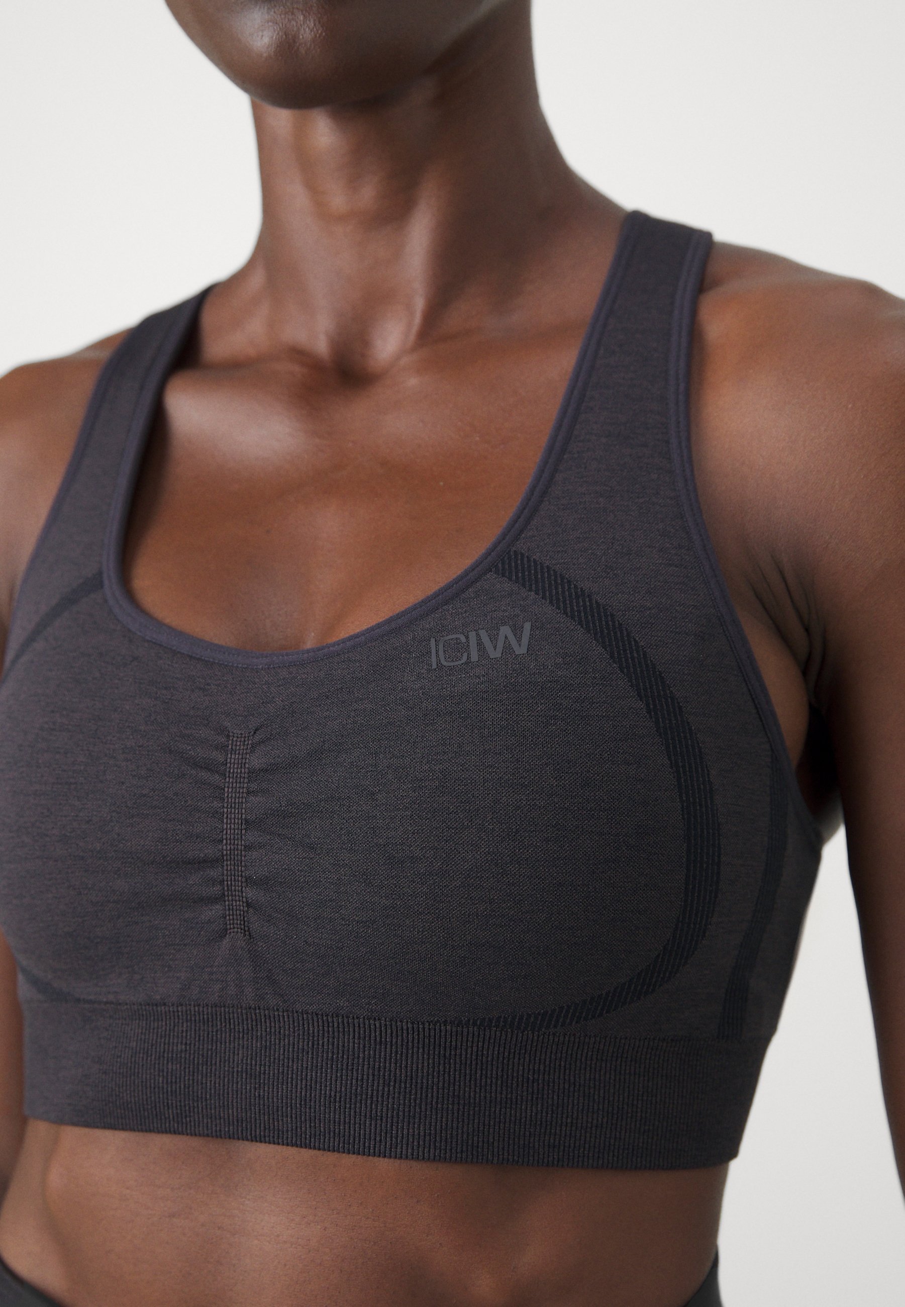 Soutien-gorge sans couture ICANIWILL RUSH - Soutien-gorge de sport à maintien moyen - Gris graphite foncé chiné