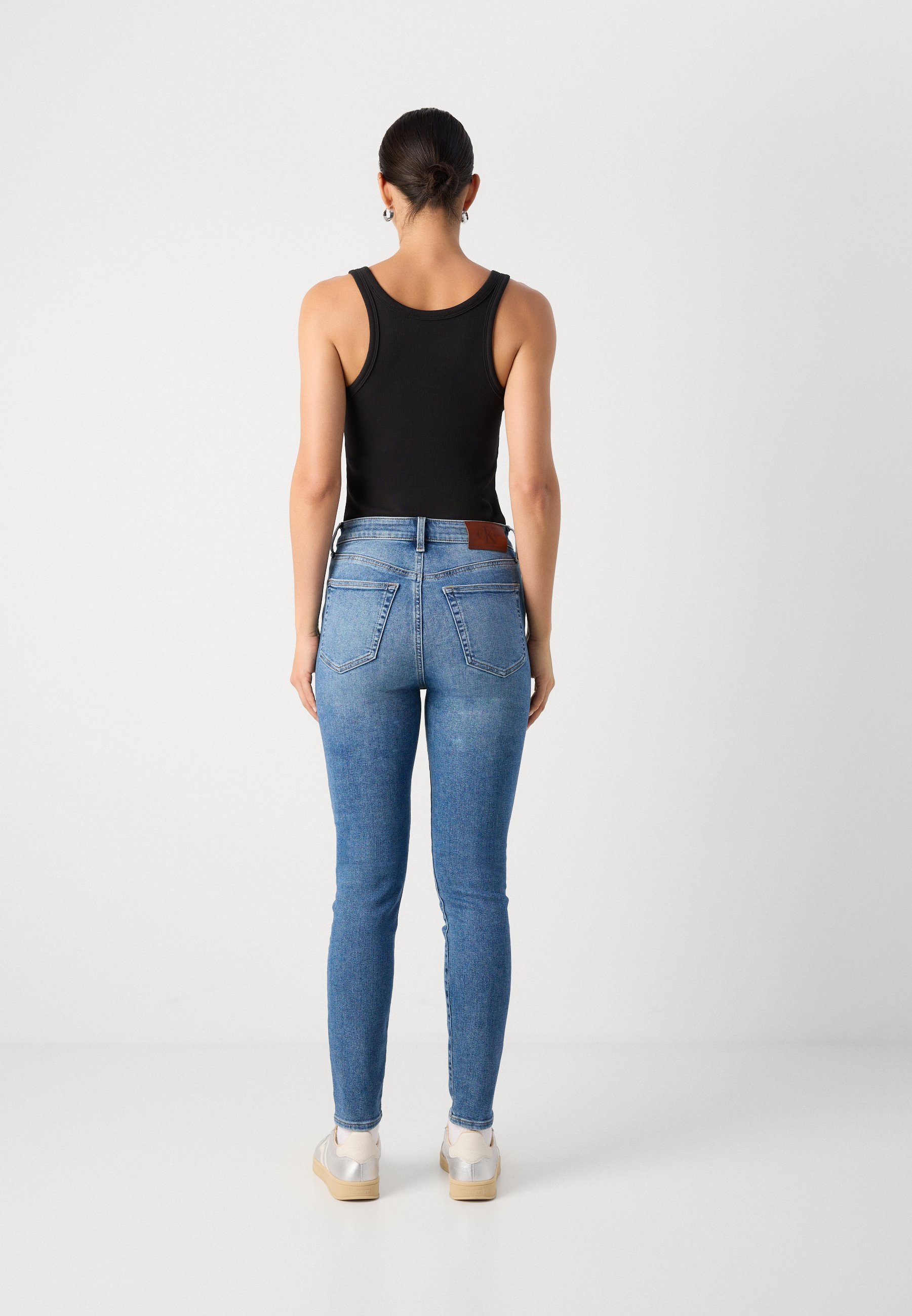 Calvin Klein Jeans HIGH RISE - Jeansy Skinny Fit - vintage avenue