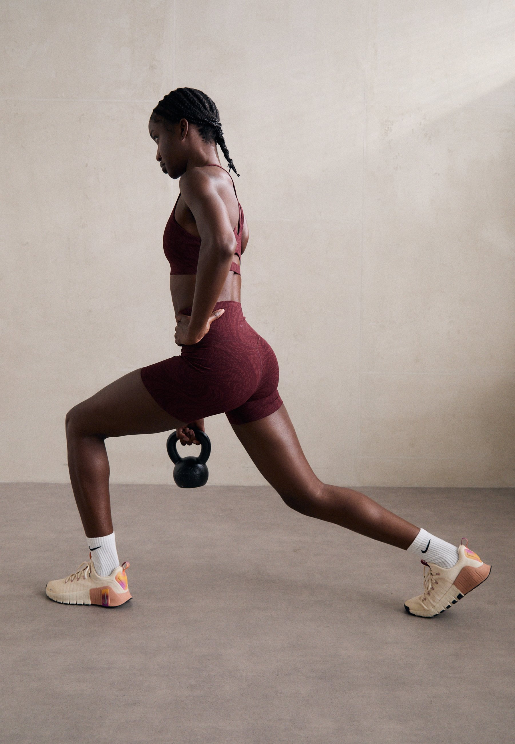 Nike Performance ZENVY SHORT - Leggings - bordeauxrood/donker teamrood
