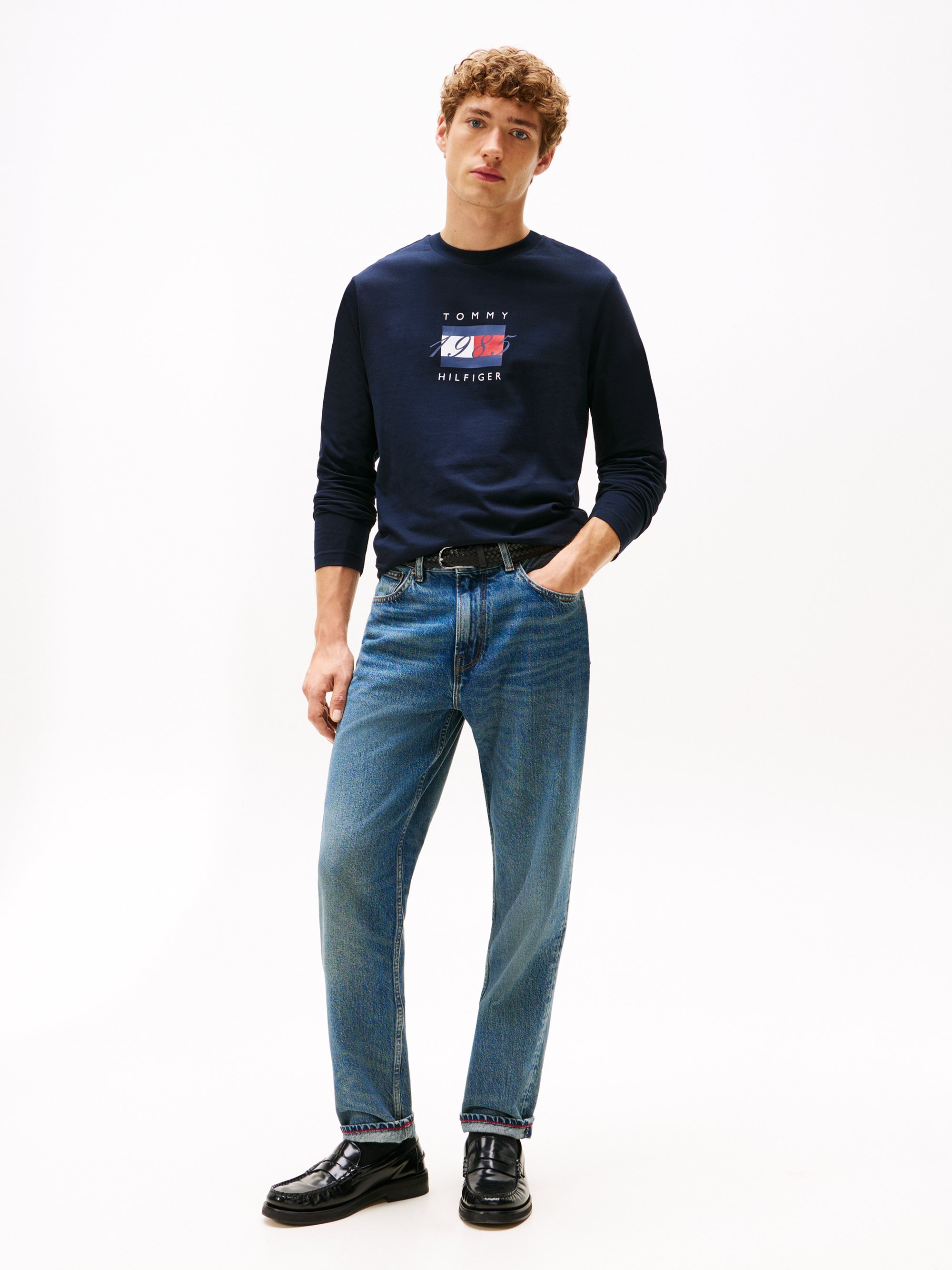 Tommy Hilfiger LINEAR FLAG GRAPHIC - Langarmshirt - Wüstenhimmel
