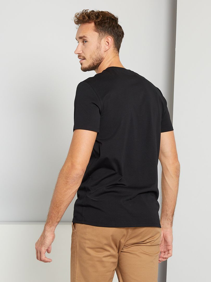 Camiseta 100% algodão +190cm - preta