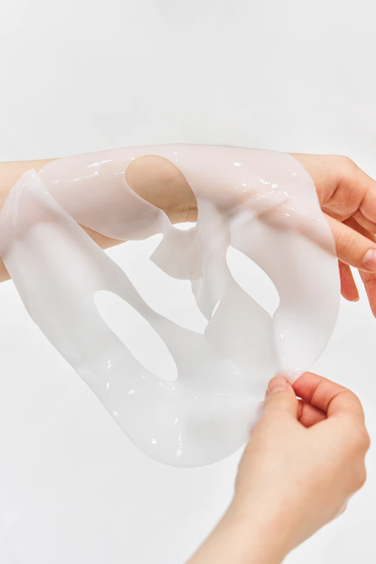 Biodance Bio-Collagen Real Deep Mask - uma máscara de hidrogel intensamente hidratante que minimiza os poros.