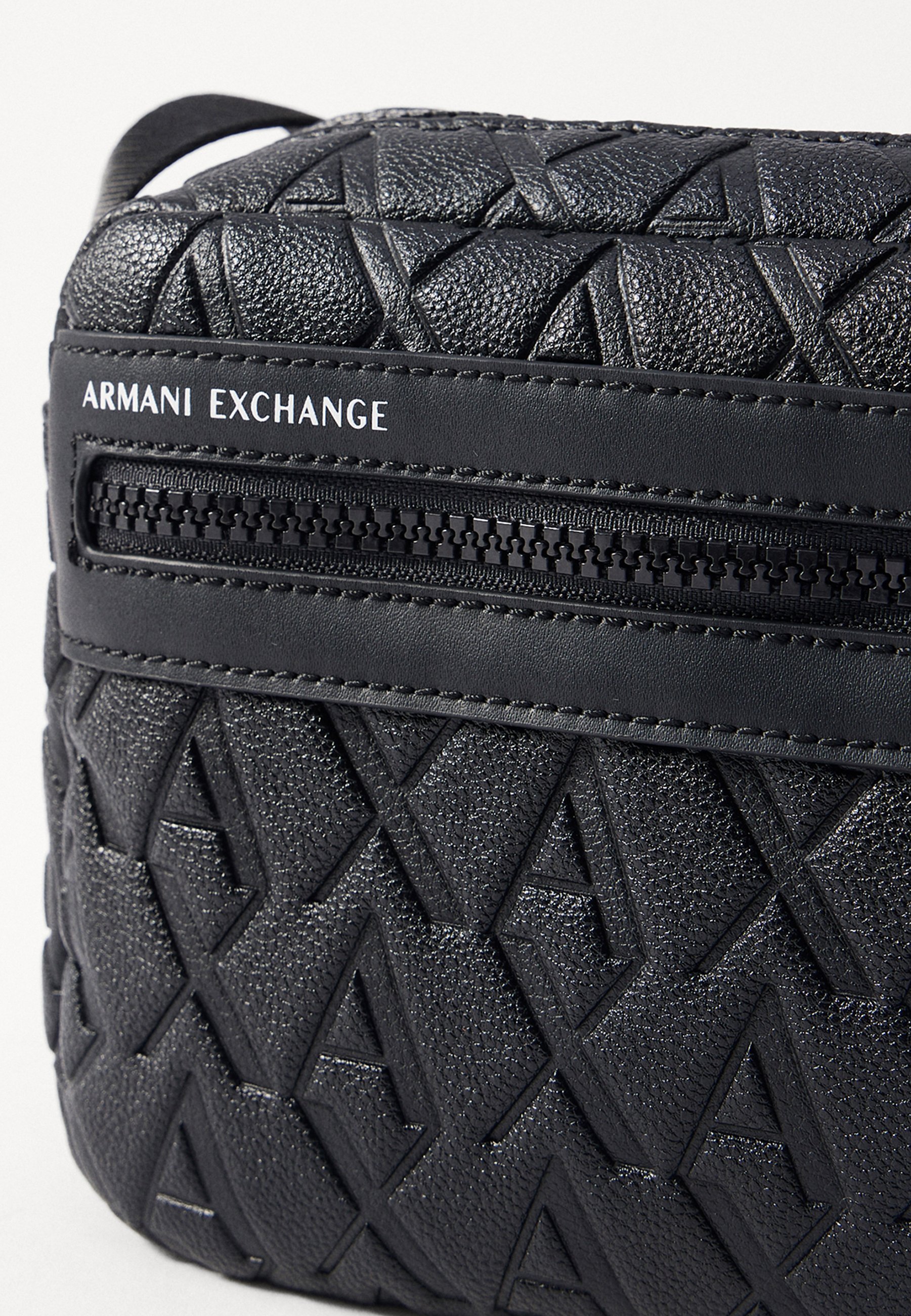 LIAM CROSSBODY BAG UNISEX - Skulderveske - blackArmani Exchange