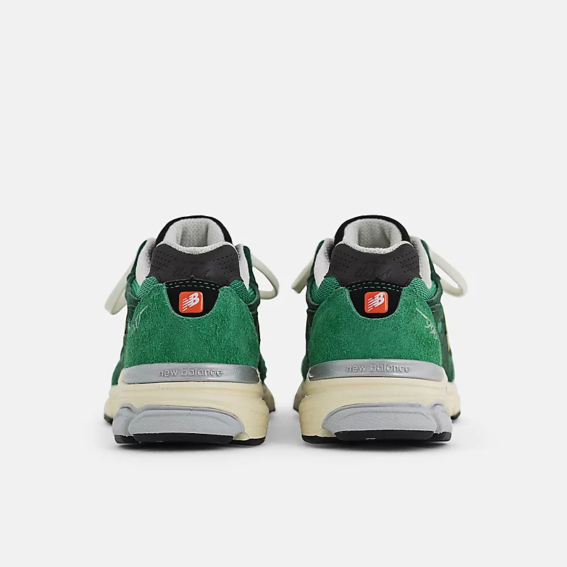 Męskie buty MADE in USA 990v3 - zielone ze złotem