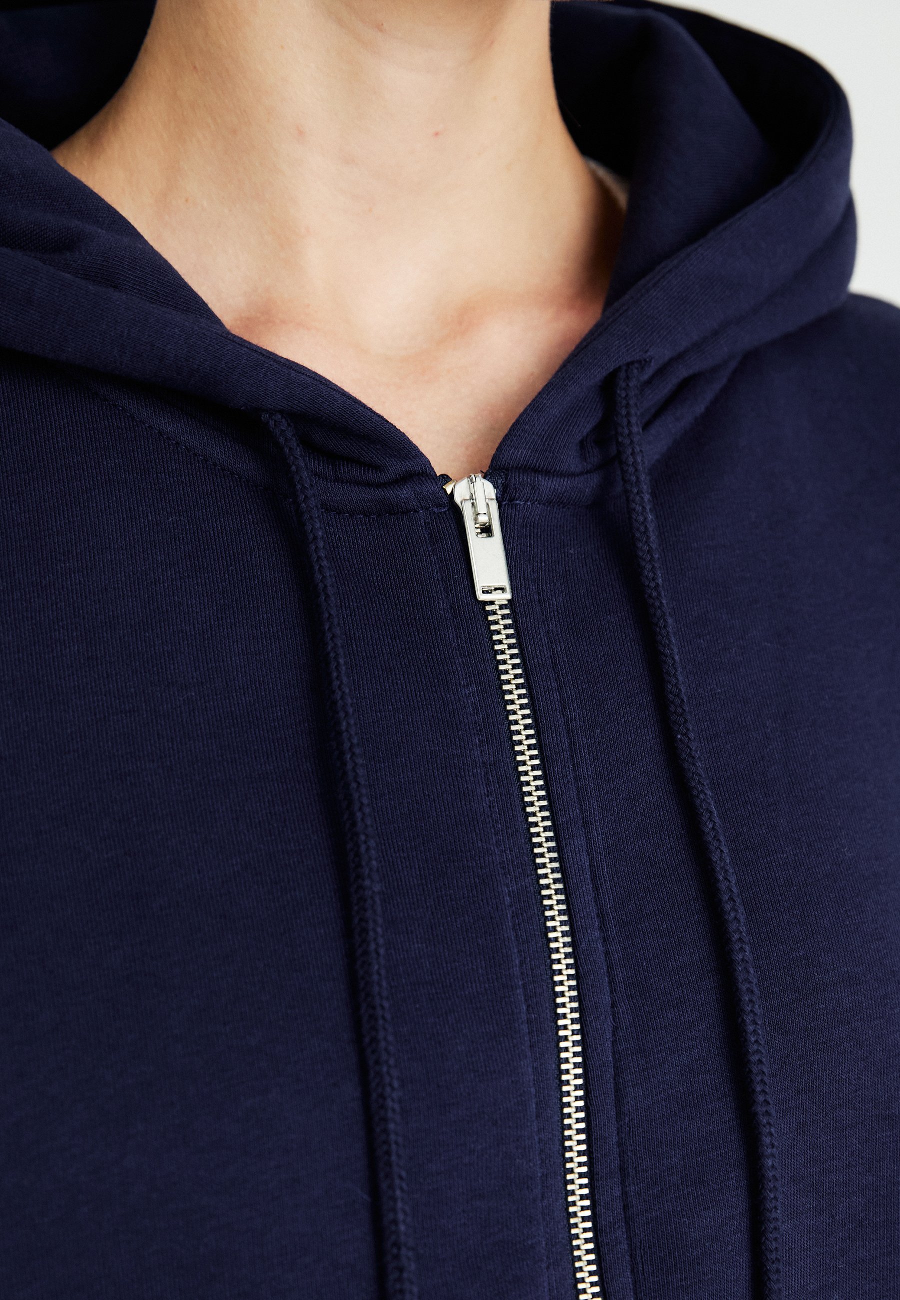 Sweat-shirt zippé Gina Tricot - caban