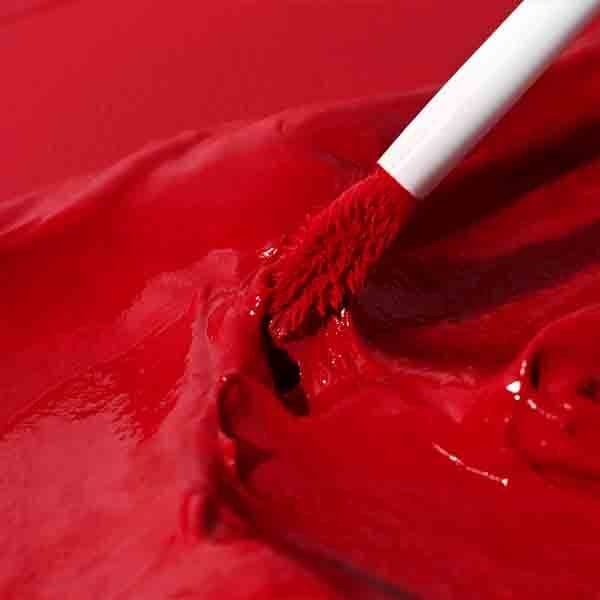 Tekutá rtěnka Avon Power Stay 16-Hour The Red One