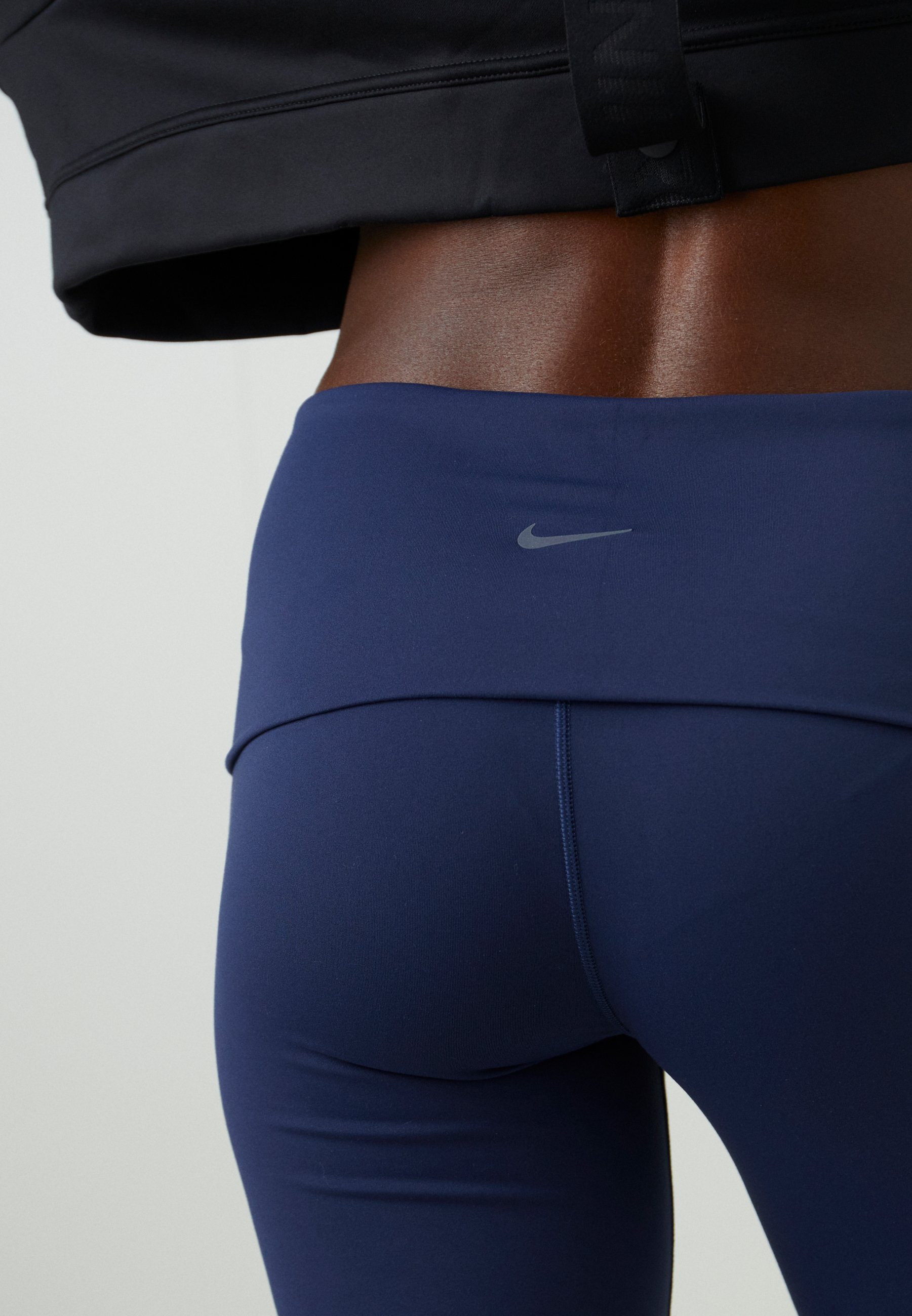 Nike Performance ONE PANT - Legíny - black/white