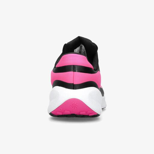  Nike Revolution 7