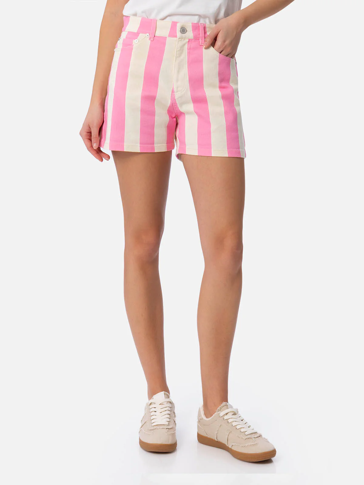 Cancun Bermuda i rosa randigt mönstrat denim för kvinnor