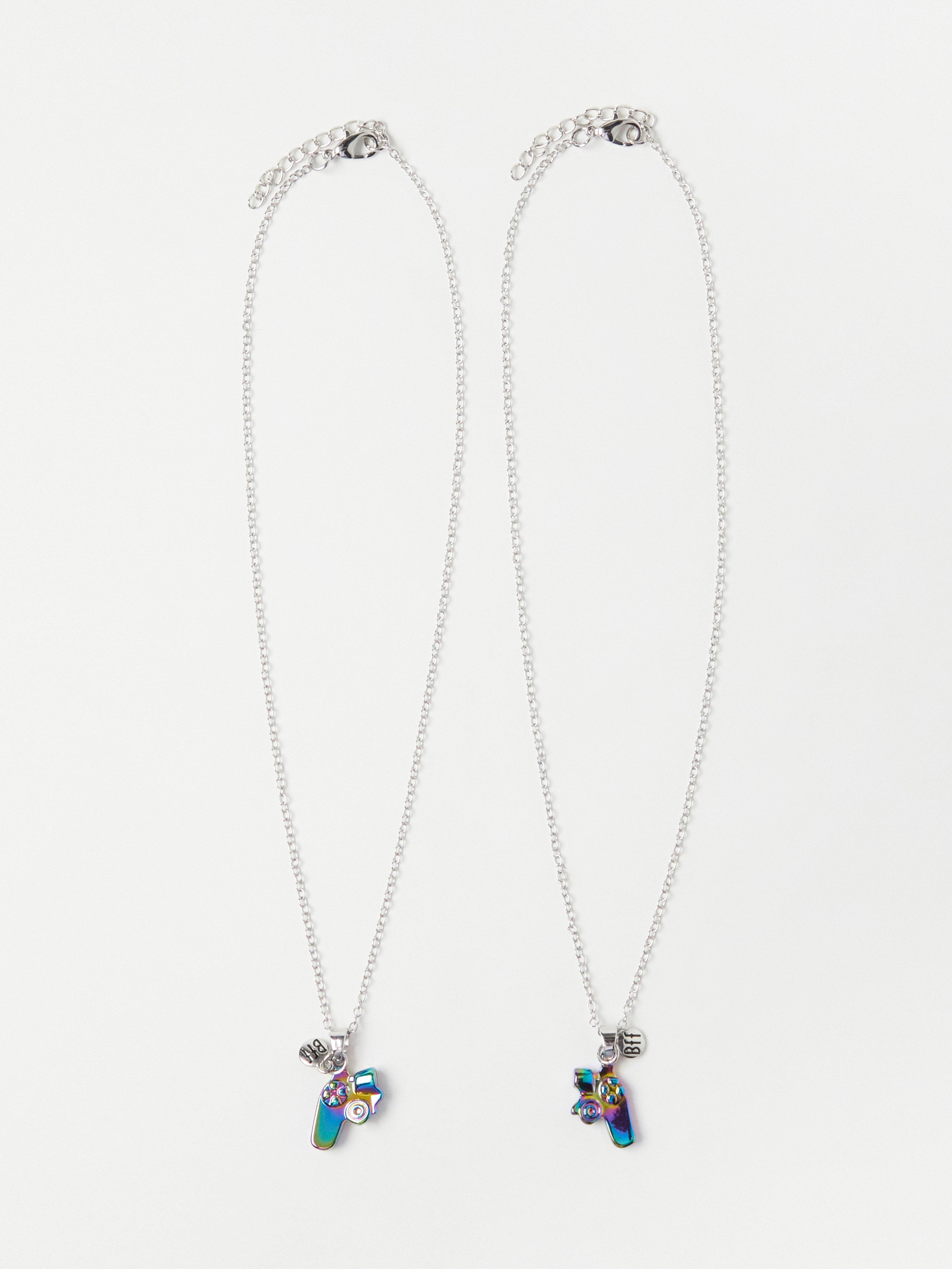 Collier pour meilleures amies avec console de jeux argentée