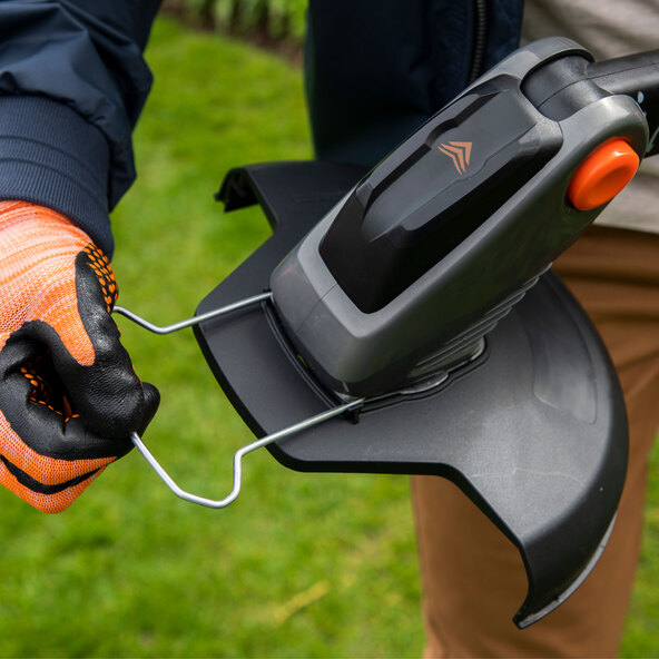 Cortador de grama iFlex com função de triturar grama + acessório de aparador de grama, 12 V