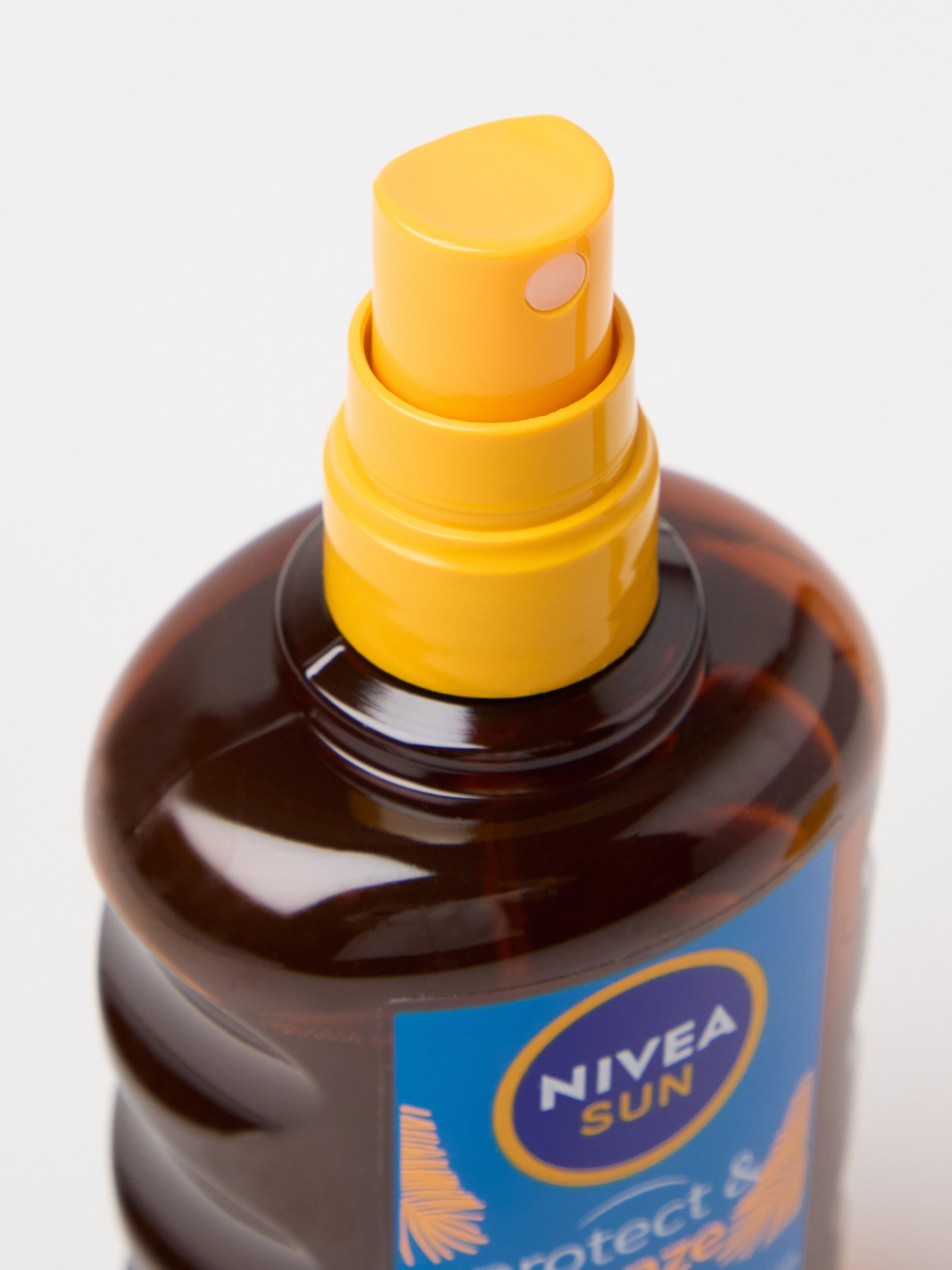 NIVEA Protect & Bronze Oil Spray SPF 30 Uten farge