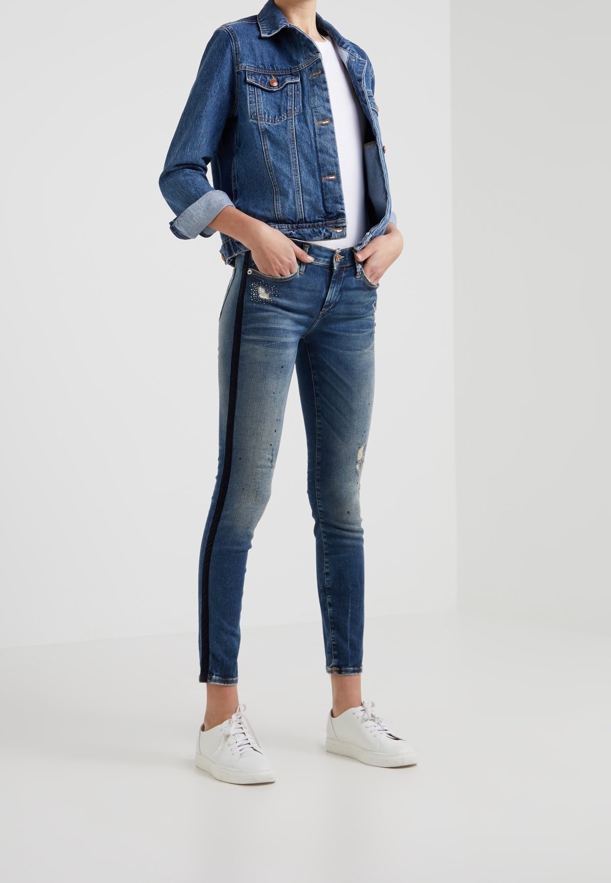 Jeansy True Religion Skinny Fit - niebieski denim