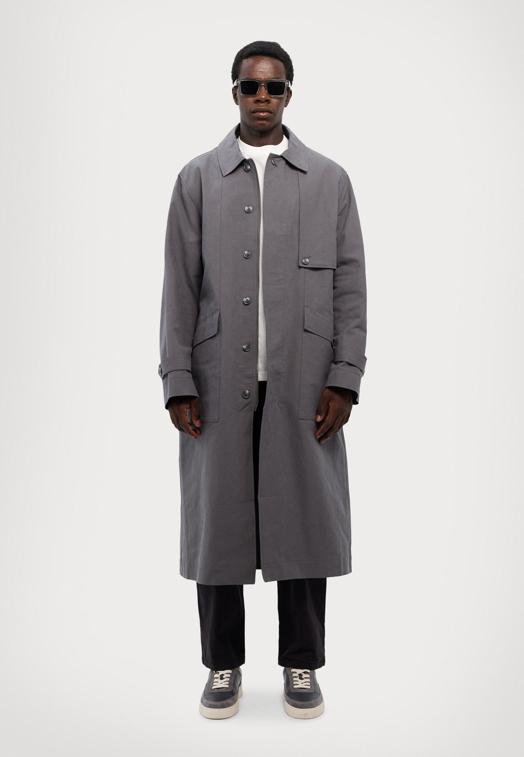 Holzweiler Crowley jas - Trenchcoat - grijs