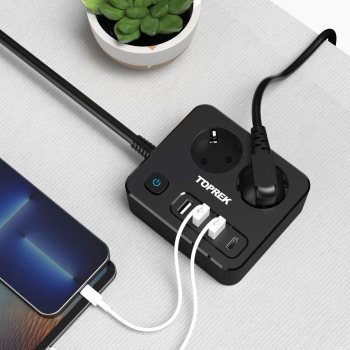 Surge Protector Power Strip Tower - NAPASA - 2 Outlets with 3 USB-A + 1 USB-C Ports, 4.5A - 2m Cord - Black