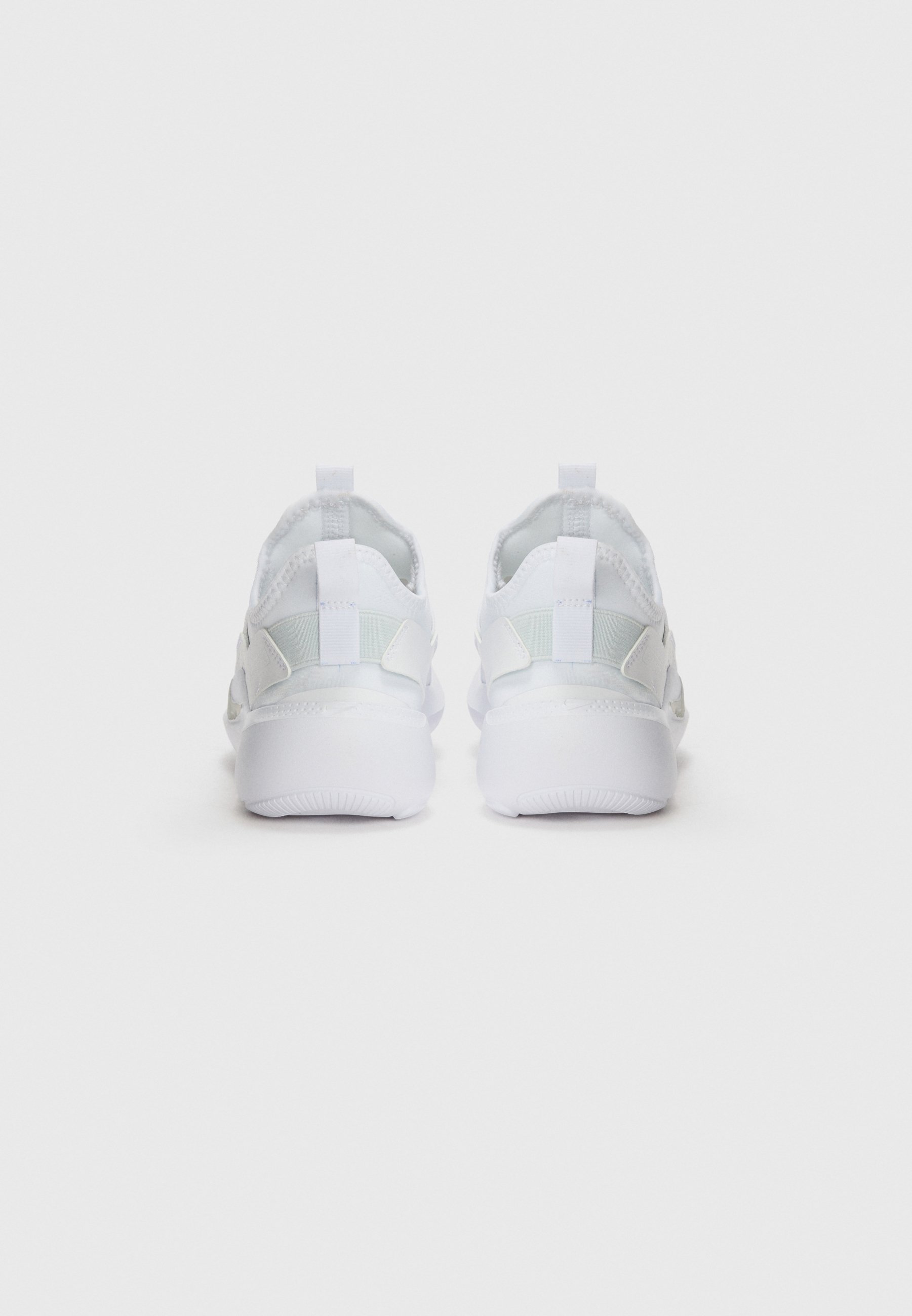Nike Performance FLEX RUNNER 4 UNISEX - Straßenlaufschuhe - weiß/platinfarben/weiß