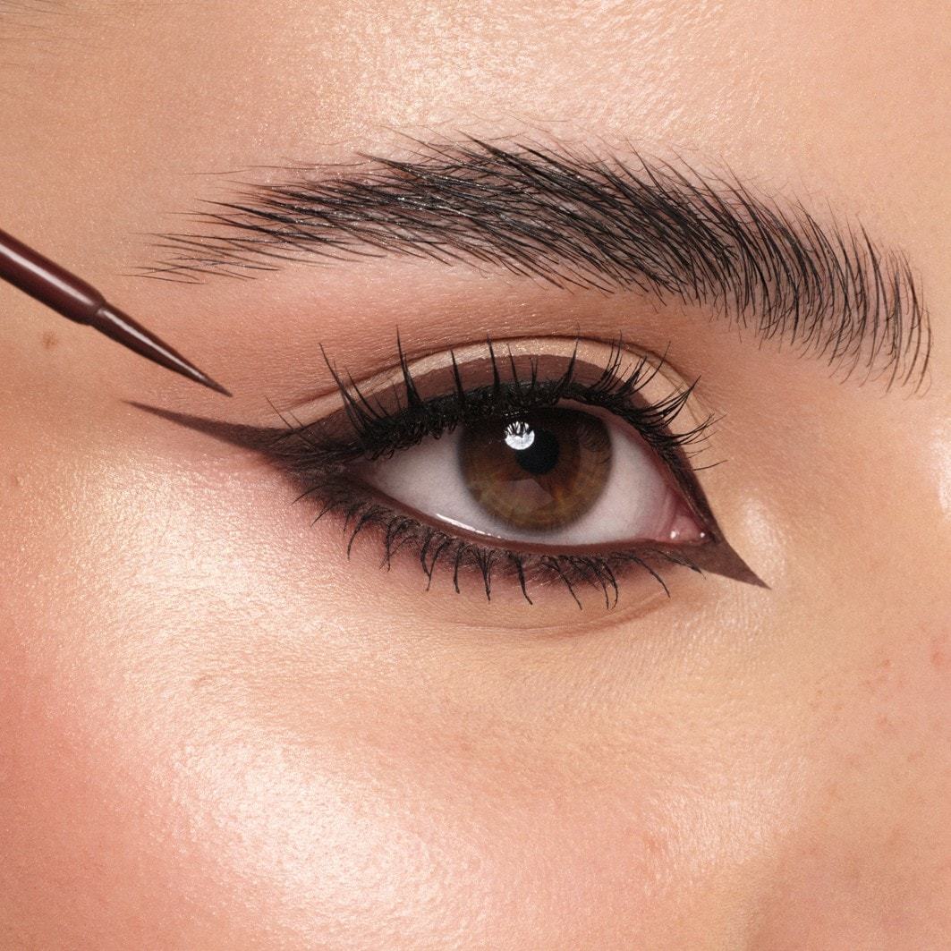 Tekutá očná linka Anastasia Beverly Hills – 2,4 ml