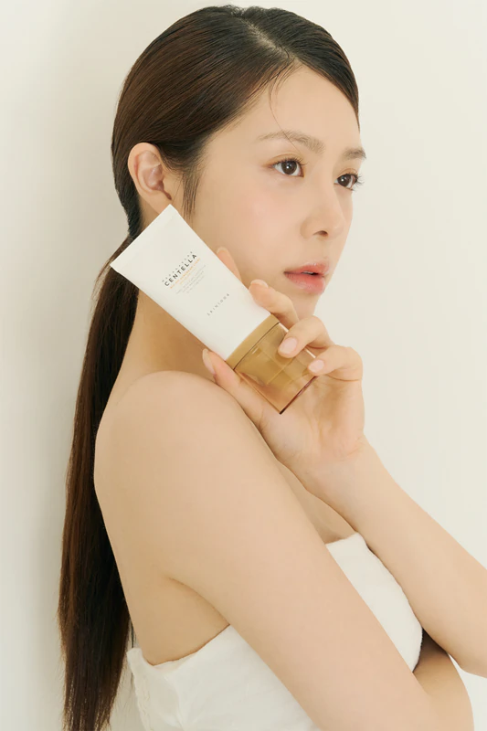 SKIN1004 Madagaskar Centella Air-Fit Suncream Ľahký minerálny ochranný fluid na tvár SPF 30