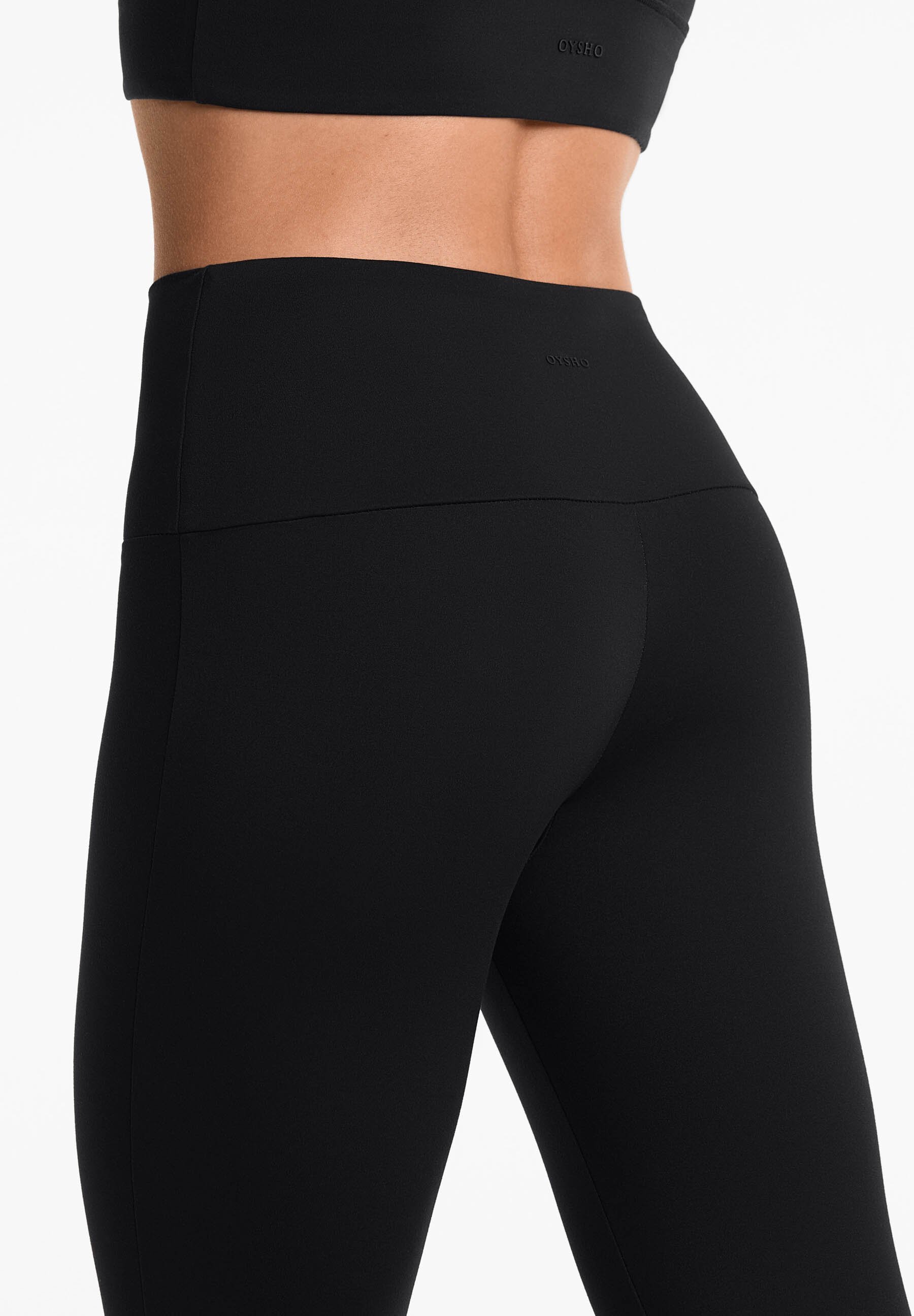 OYSHO HIGH-RISE COMFORT FLARE - Pantaloni neri