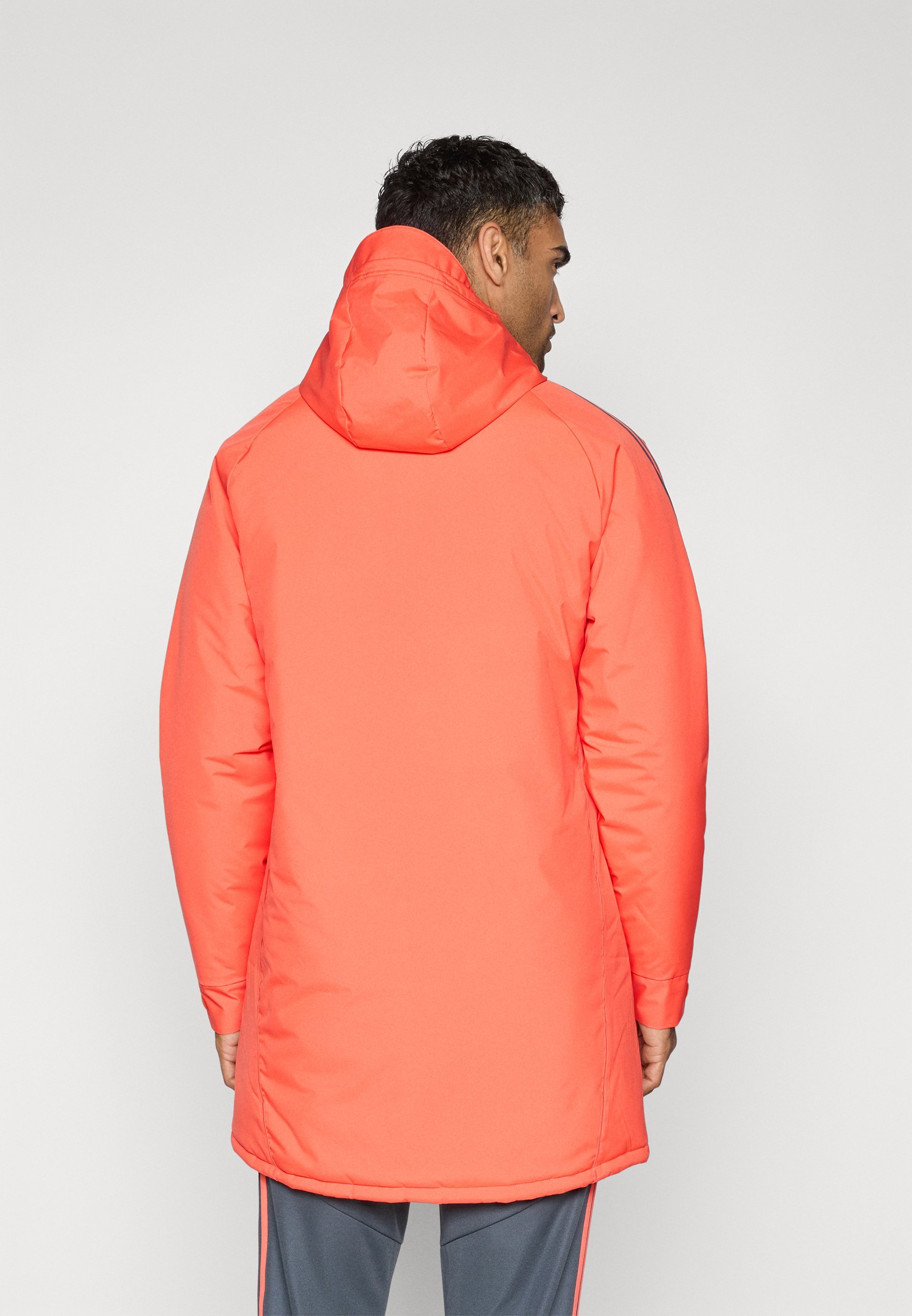 adidas Performance FC BAYERN MÜNCHEN WINTERJAS - Winterjas - easy coral