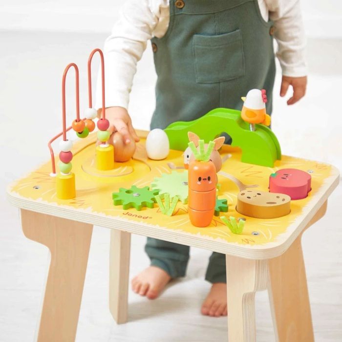 Table d'éveil - Janod - Ferme - 7 activités - Bois - 12 mois et plus