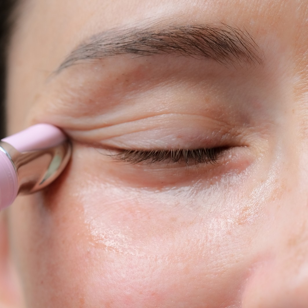 Lumene Eye Serum Veganski kolagenski serum za oči - 10 ml