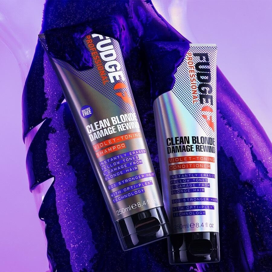 Šampon za lase Fudge Clean Blonde Clean Blonde Damage Rewind Violet tonirni šampon - 250 ml